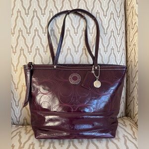 Coach F19198 Signature Stitch Plum Leather Tote Bag